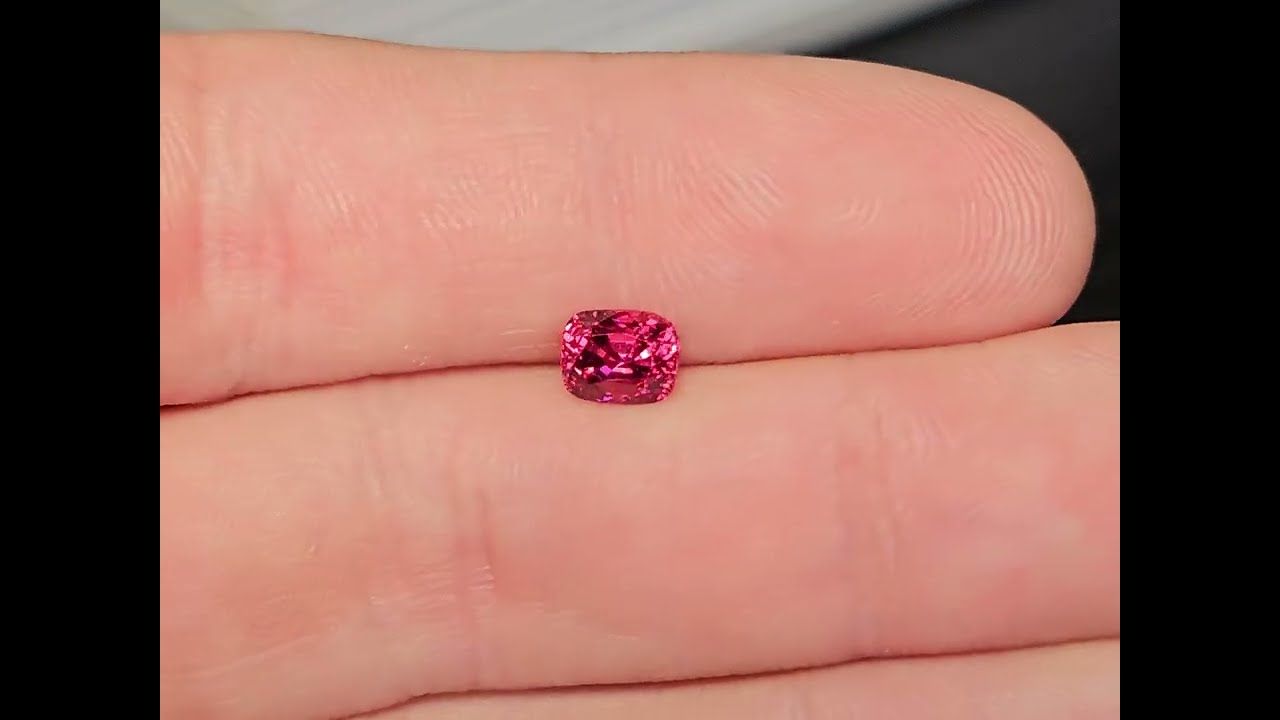 Spinelle Rouge Rose 1.54 Ct