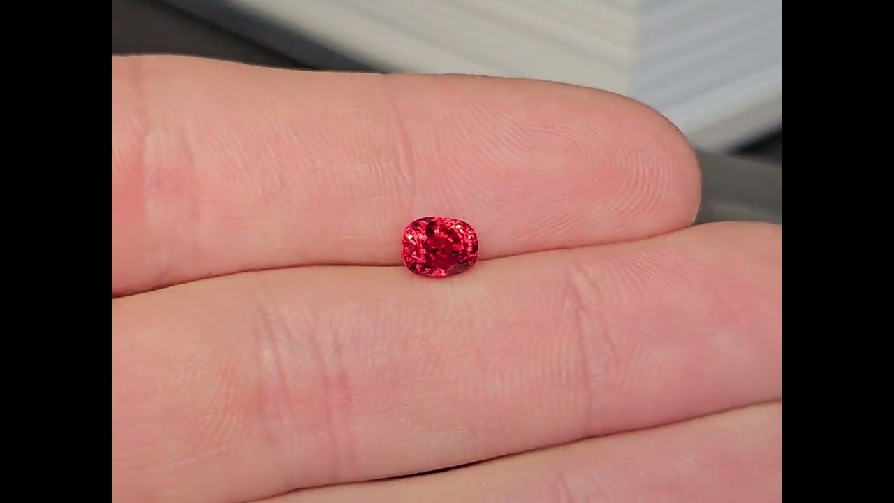 Spinelle Rouge 1.56 Ct