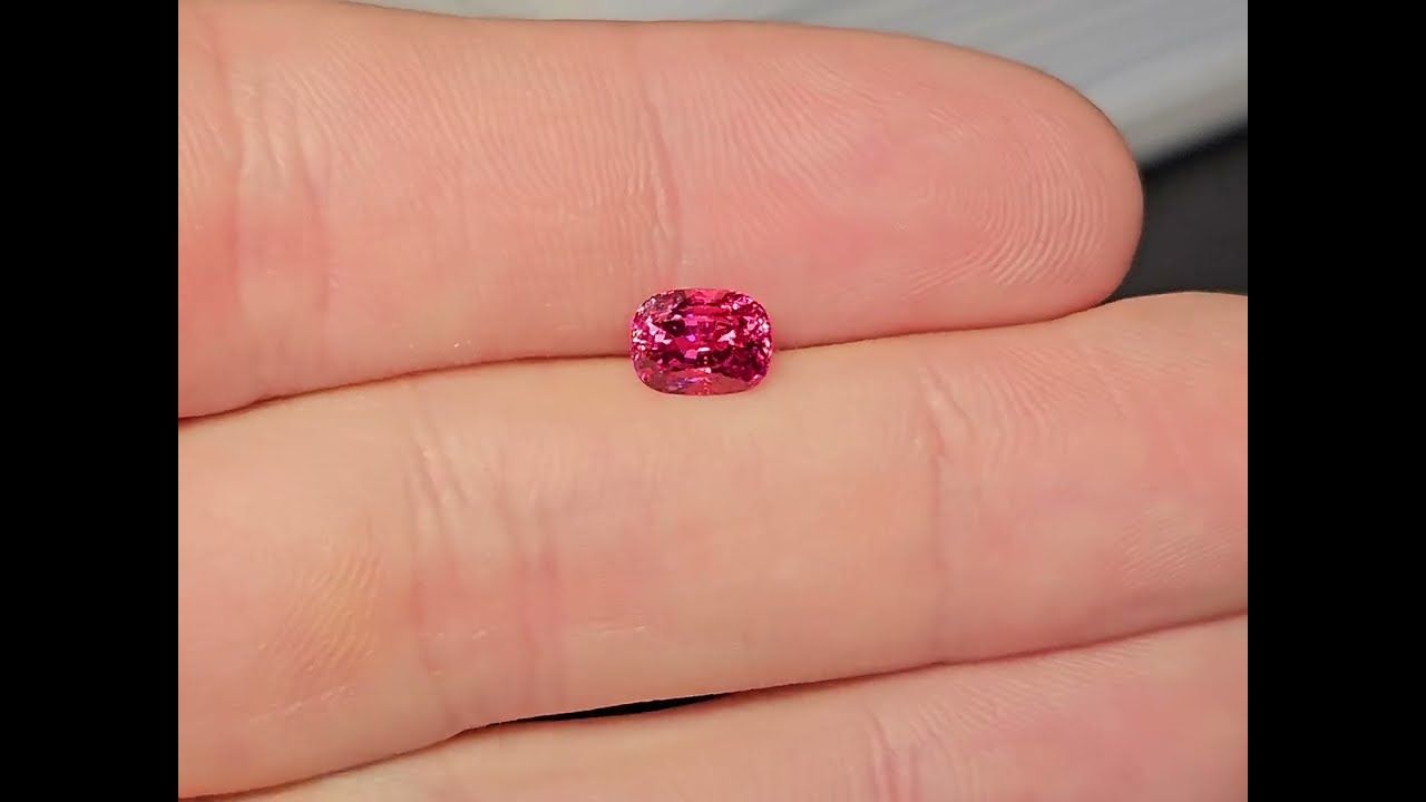 Spinelle Violet Rose 1.75 Ct