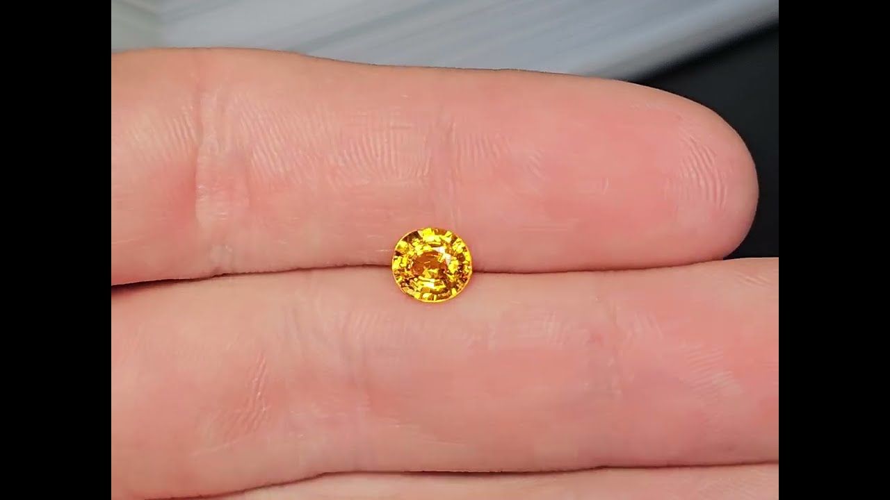 Saphir Jaune 1.55 Ct - Traité