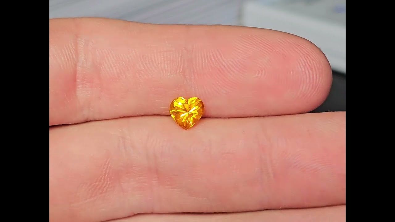 Saphir Jaune 1.53 Ct - Chauffé