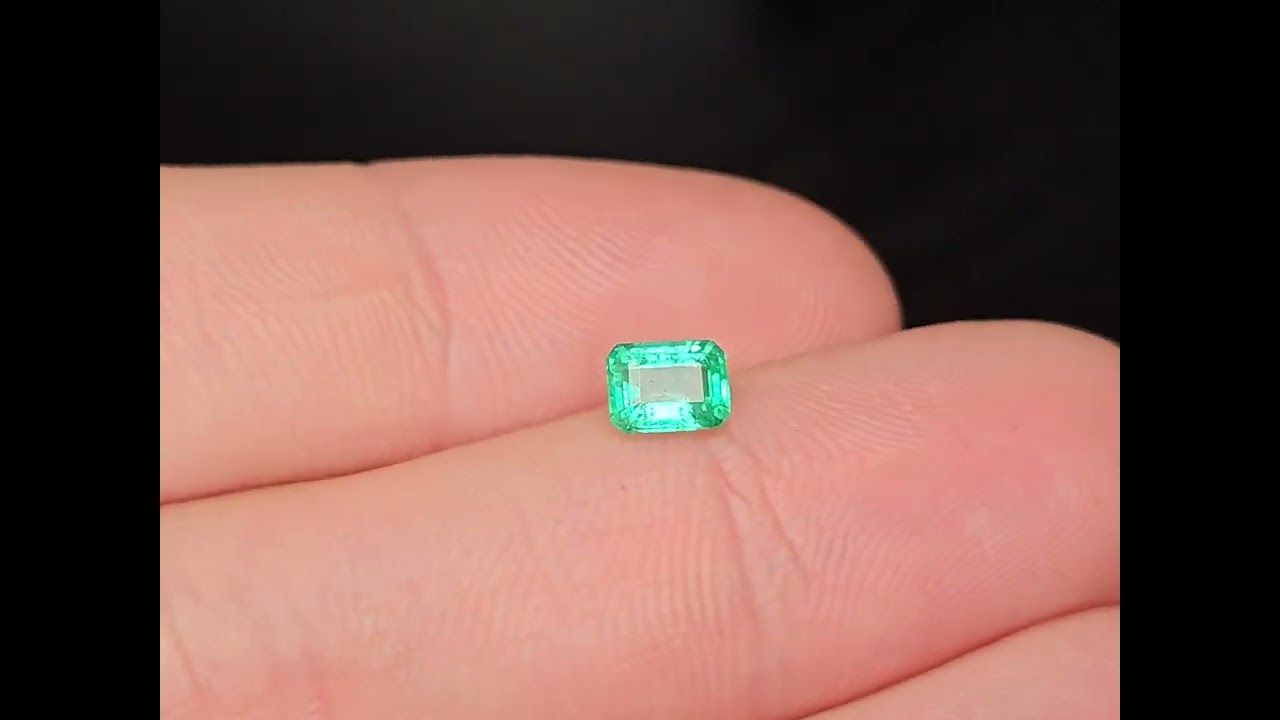 Émeraude 0.67 Ct