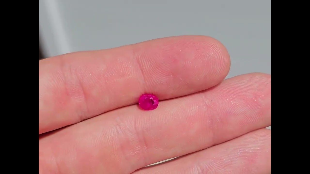 Rubis Rouge Rosâtre 1.01 Ct - Chauffé
