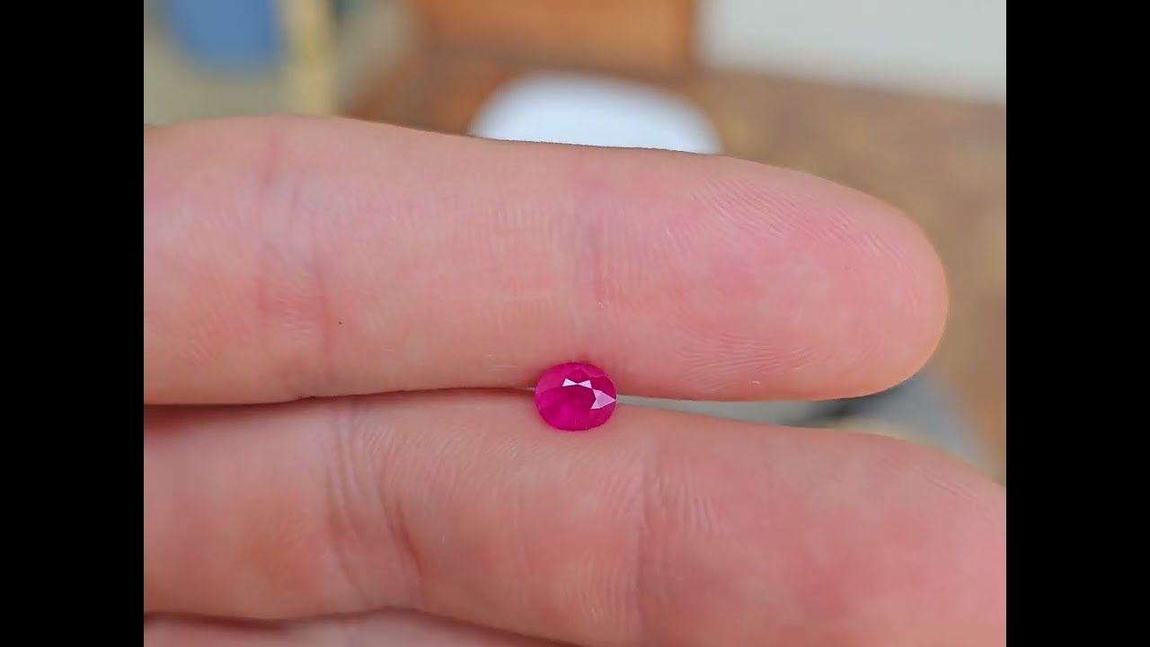 Rubis Rouge Rosâtre 1.03 Ct - Chauffé