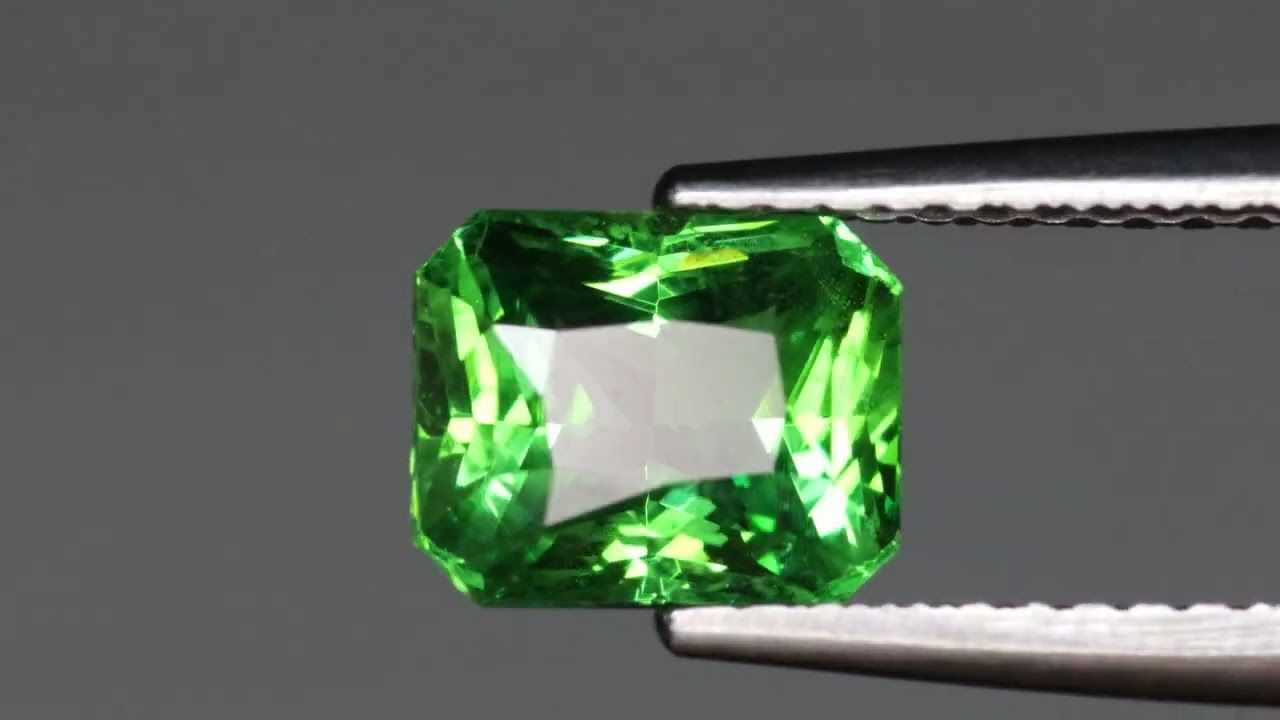 Grenat Tsavorite 1.76 Ct