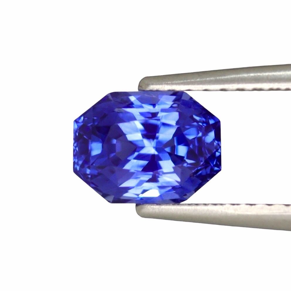 Saphir Bleu Intense 2.06 Ct - Chauffé