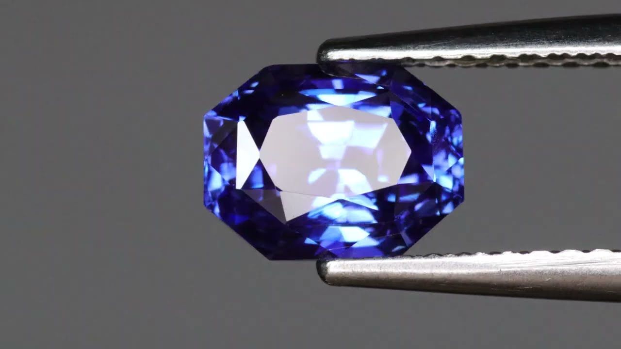 Saphir Bleu Intense 2.06 Ct - Chauffé