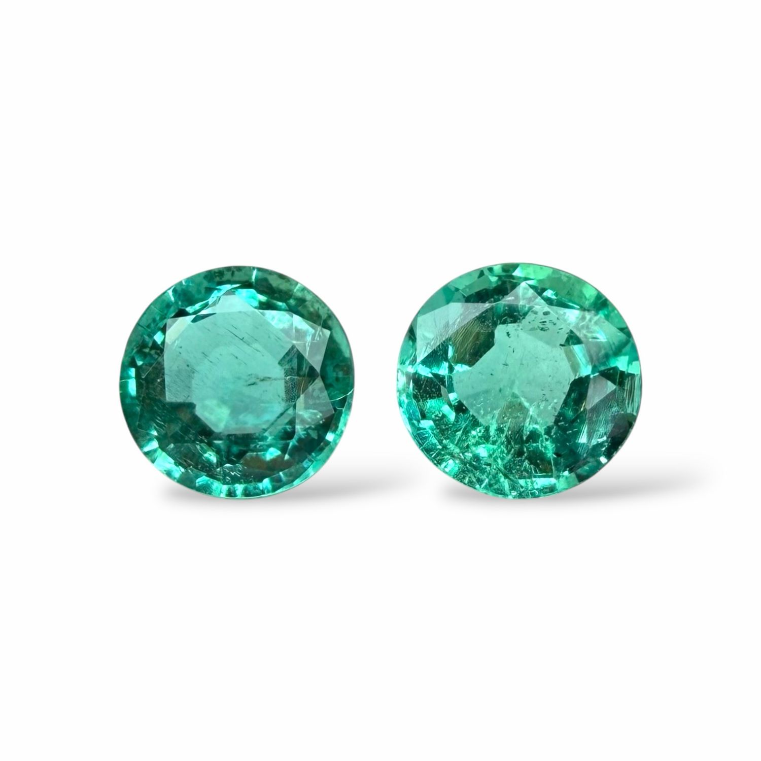 Paire Émeraudes 0.72 Ct