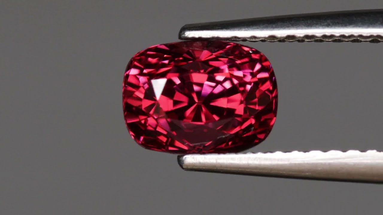 Spinelle Rouge Orange 1.87 Ct
