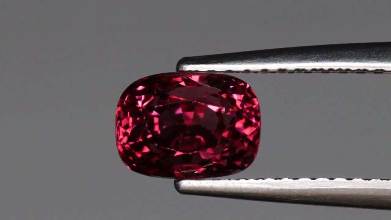 Spinelle Rouge Orange 1.62 Ct