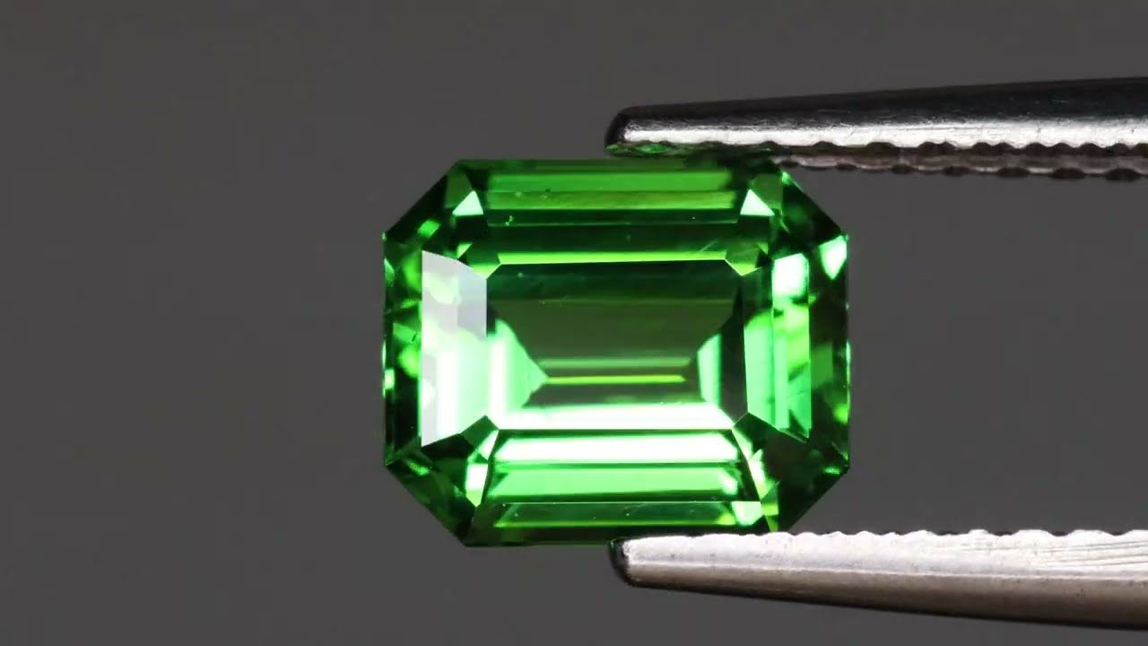 Grenat Tsavorite 1.65 Ct