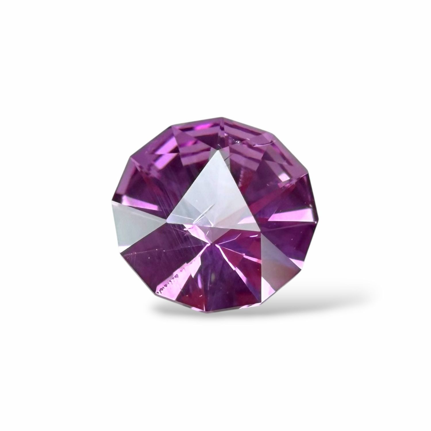 Saphir Violet Rose 0.79 Ct - Chauffe traditionnelle Saphir Violet Rose 0.79 Ct - Chauffe traditionnelle