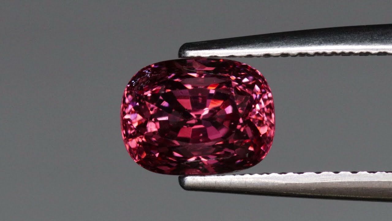 Spinelle Violet Rose 1.75 Ct
