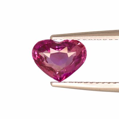 Saphir Rose Violacé 1.66 Ct - Chauffé