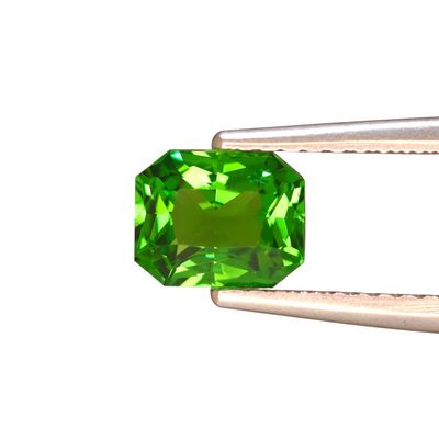 Grenat Tsavorite 1.04 Ct