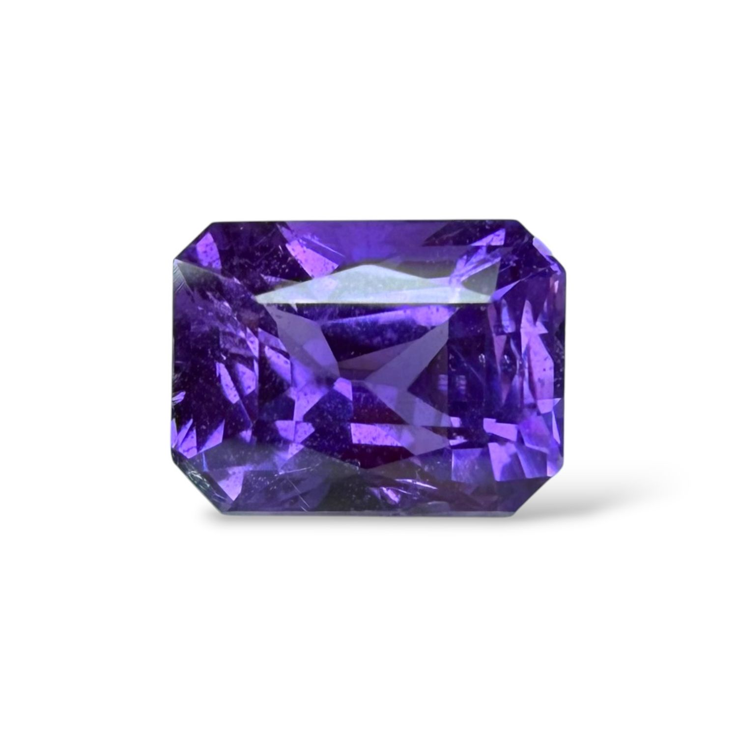 Saphir Violet 1.52 Cts - Non chauffé Saphir Violet 1.52 Cts - Non chauffé