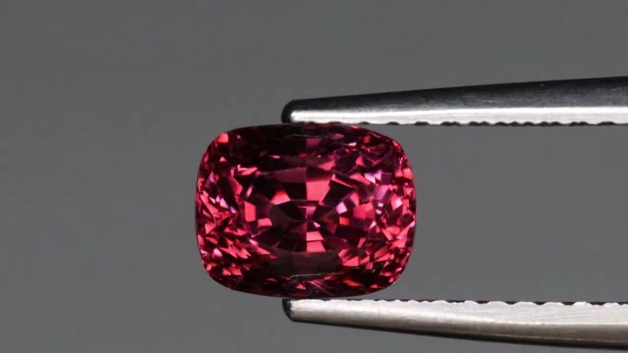 Spinelle Rouge Rose 1.54 Ct
