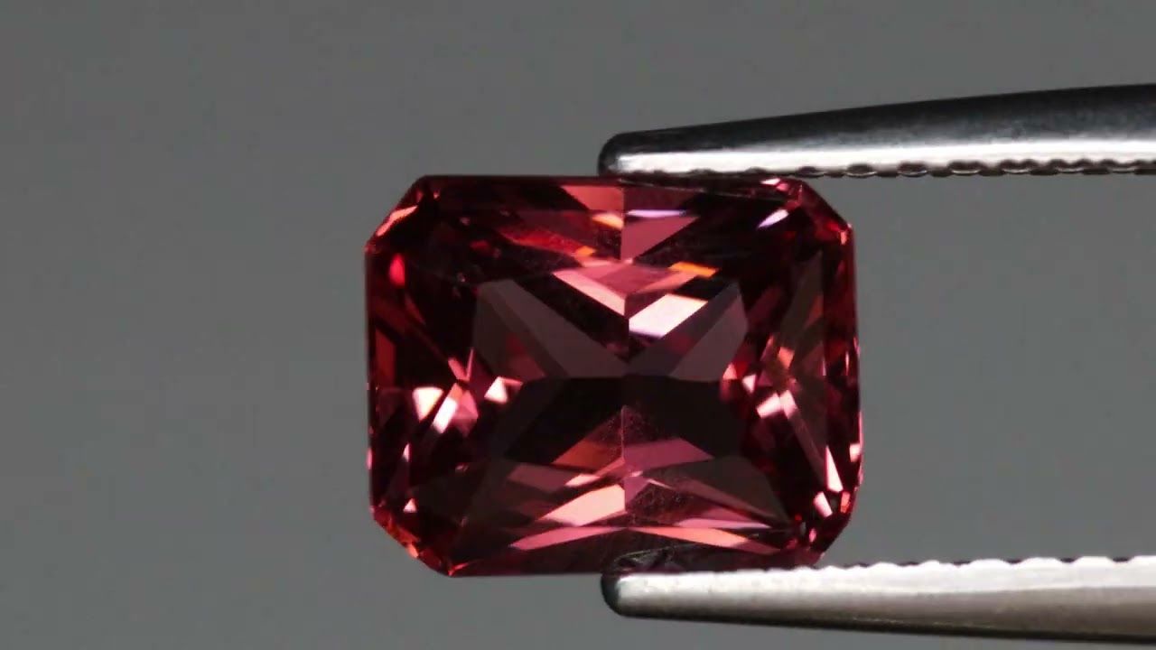 Spinelle Rouge 2.24 Ct