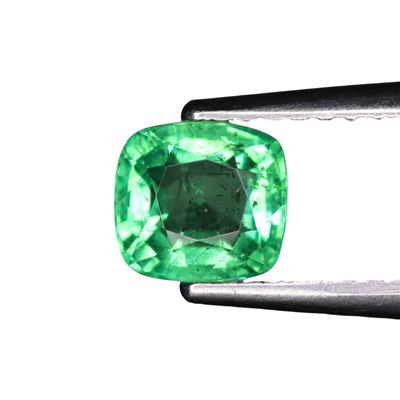 Émeraude 0.74 Ct