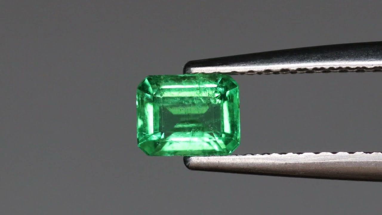 Émeraude 0.53 Ct