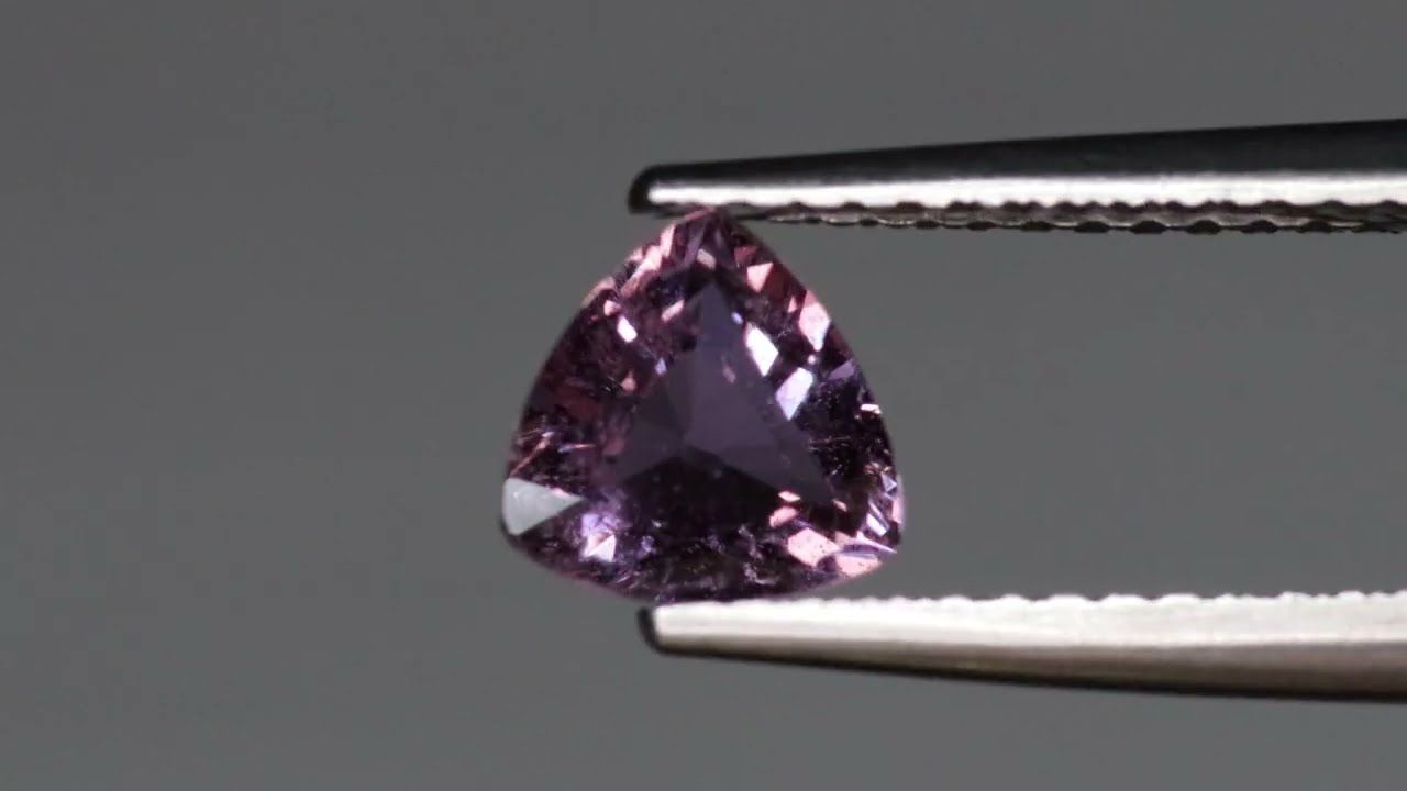 Saphir Violet 0.80 Ct - Traité