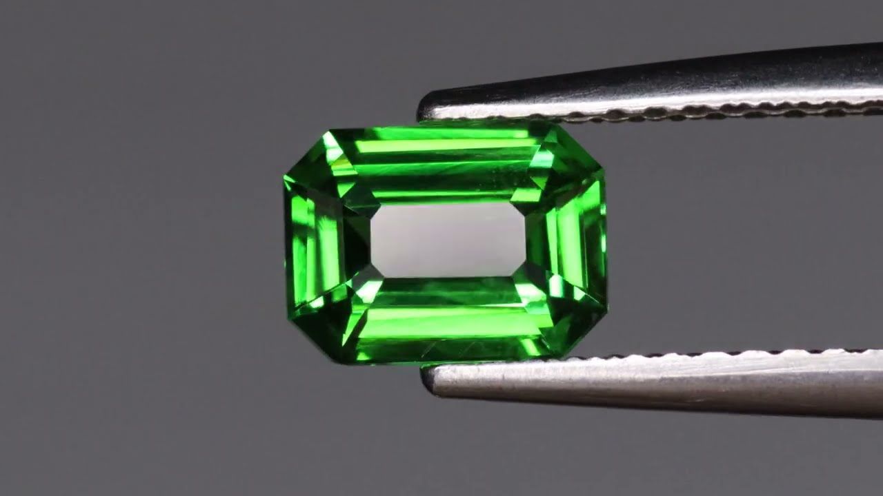Grenat Tsavorite 1.03 Ct