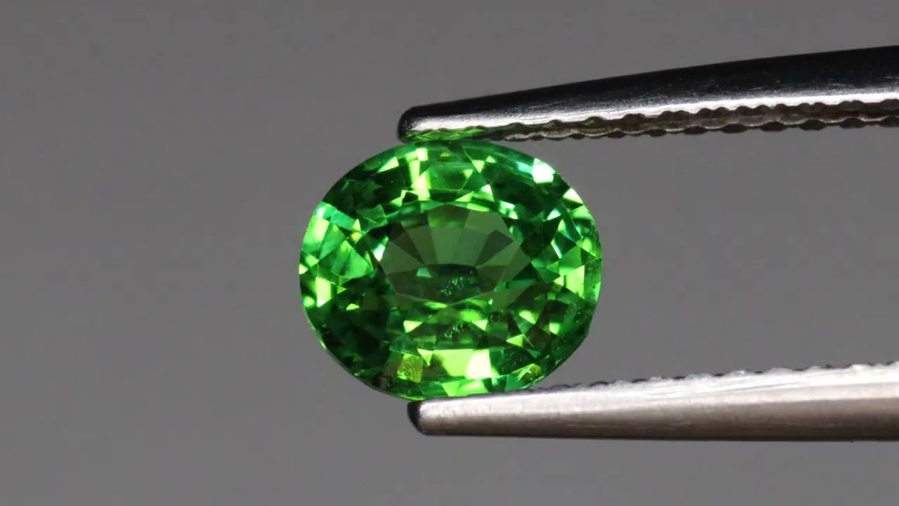 Grenat Tsavorite 1.04 Ct