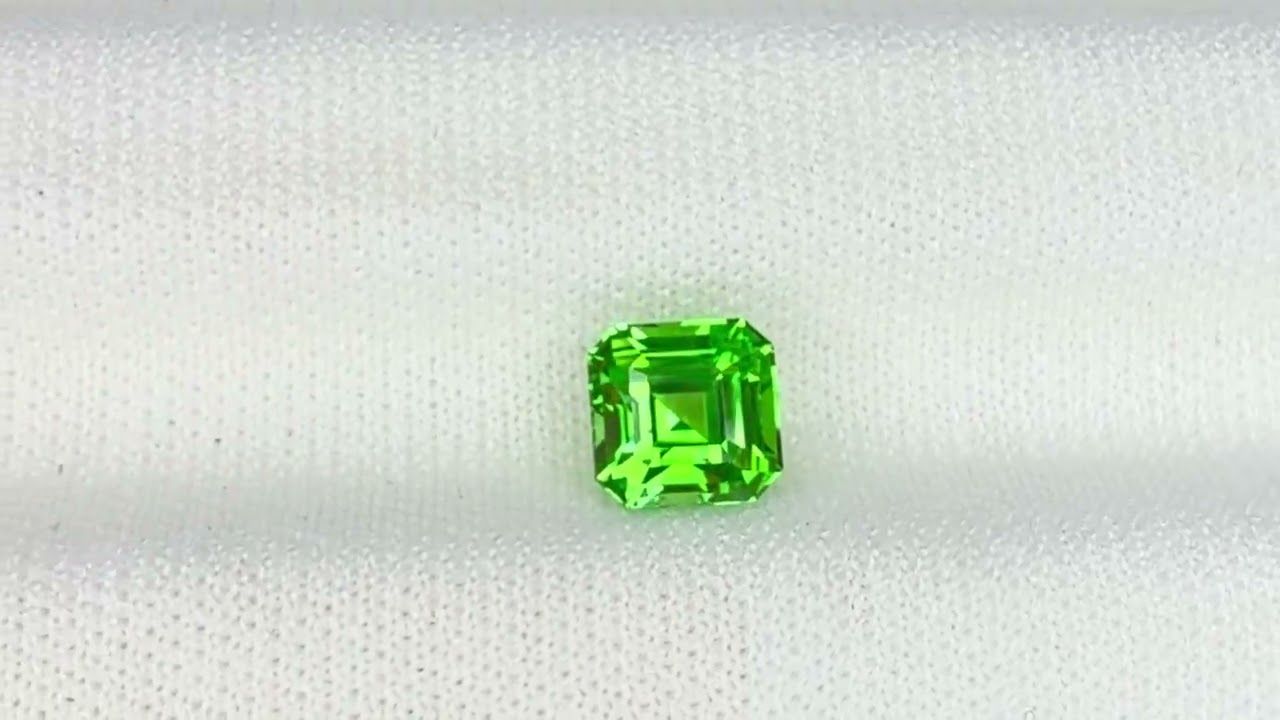 Grenat Tsavorite 1.03 Ct
