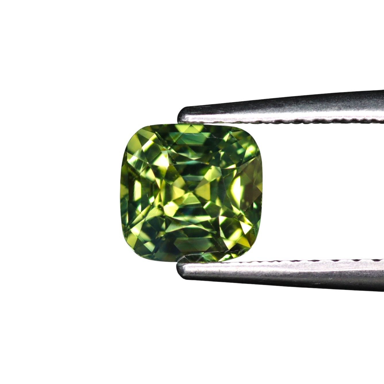 Saphir Vert Jaune 1.36 Ct - Non chauffé