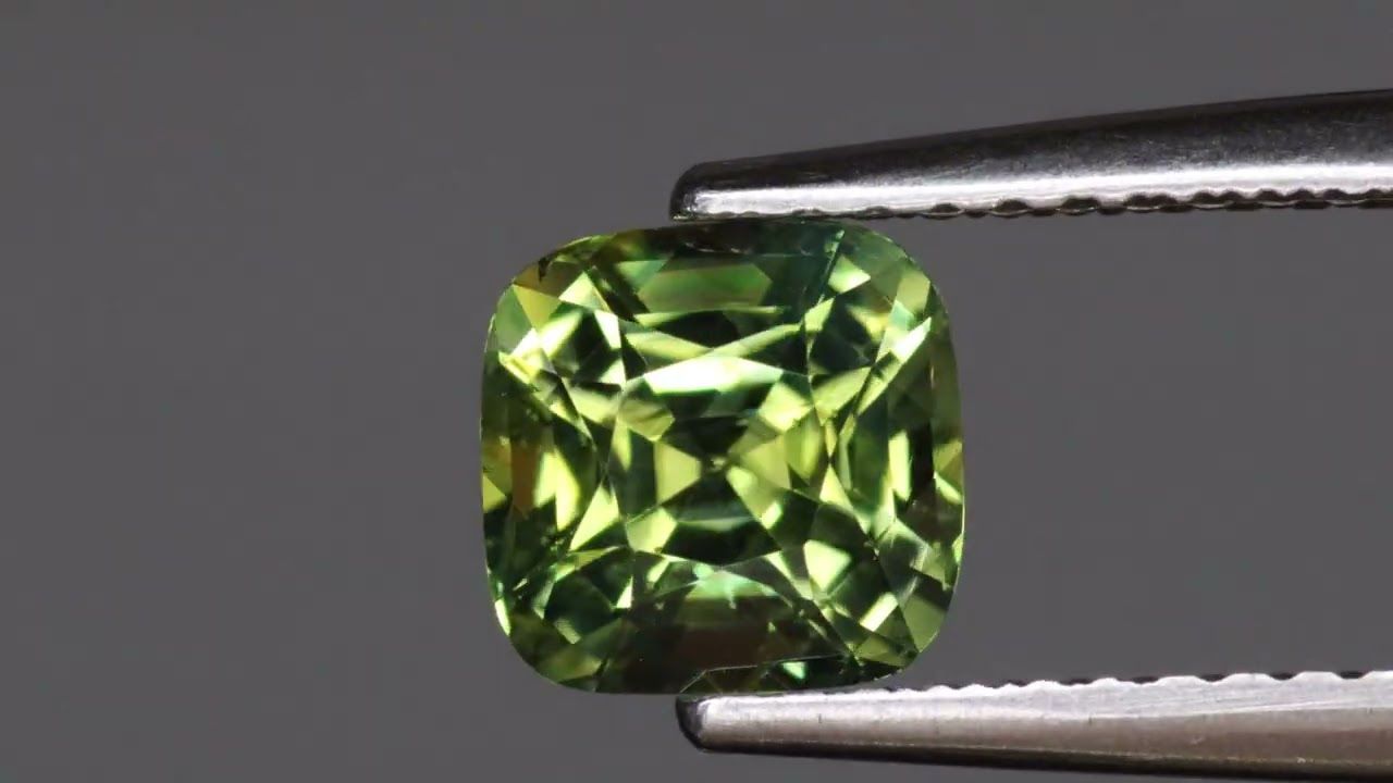 Saphir Vert Jaune 1.36 Ct - Non chauffé
