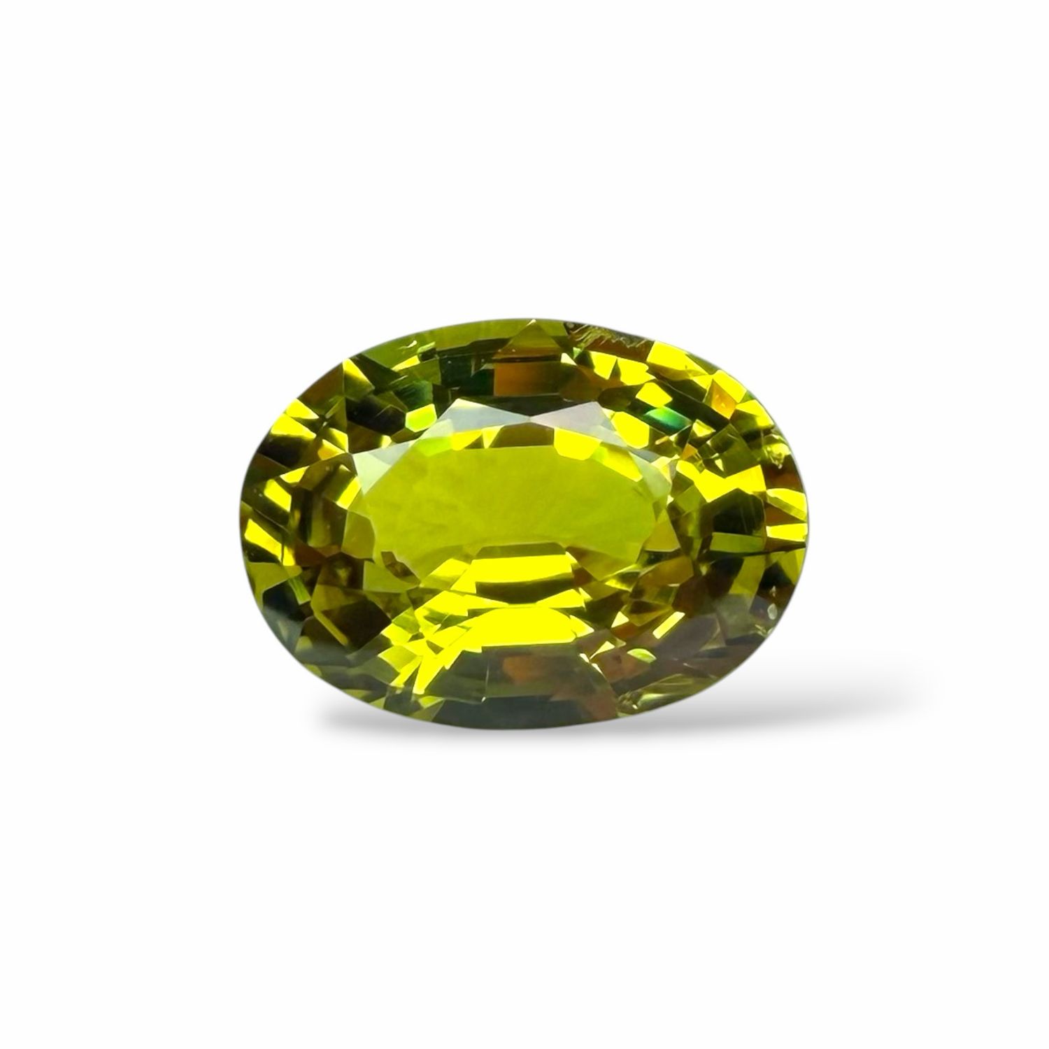 Saphir Vert Jaune 0.95 Ct - Non chauffé Saphir Vert Jaune 0.95 Ct - Non chauffé