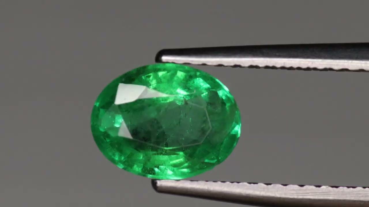 Émeraude 1.21 Ct