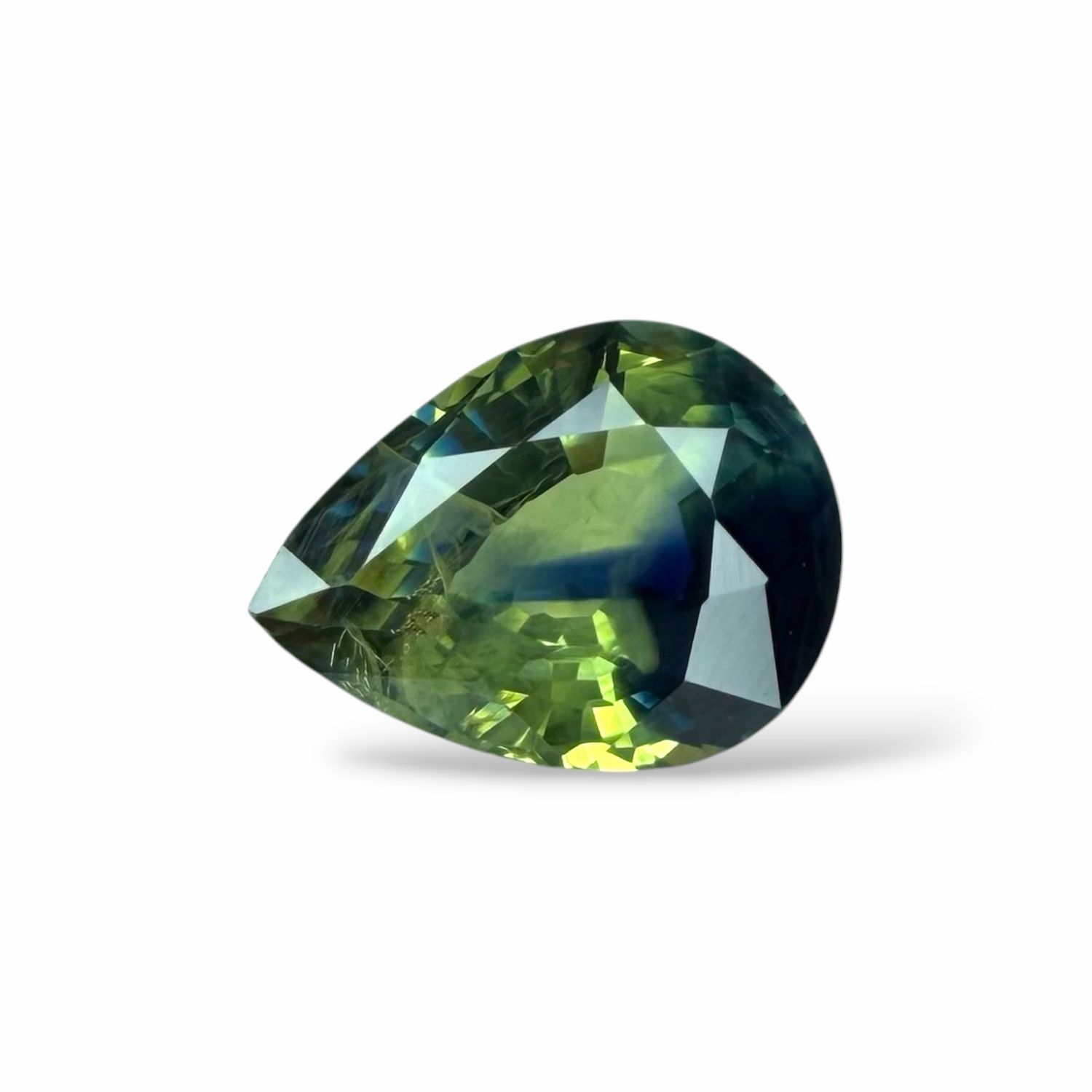 Saphir Vert Bleu 1.04 Cts - Chauffe traditionnelle Saphir Vert Bleu 1.04 Cts - Chauffe traditionnelle