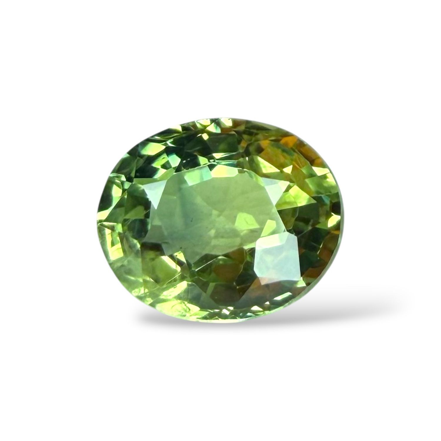 Saphir Vert Jaune 1.04 Cts - Chauffe traditionnelle Saphir Vert Jaune 1.04 Cts - Chauffe traditionnelle