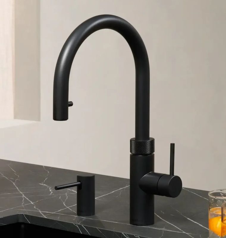 Quooker Flex Round Black Tap with Combi + Boiling Water Tank with Cube
