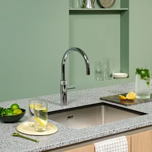 Quooker Fusion Round Chrome Tap with Pro3 Boiling Water Tank and Cube