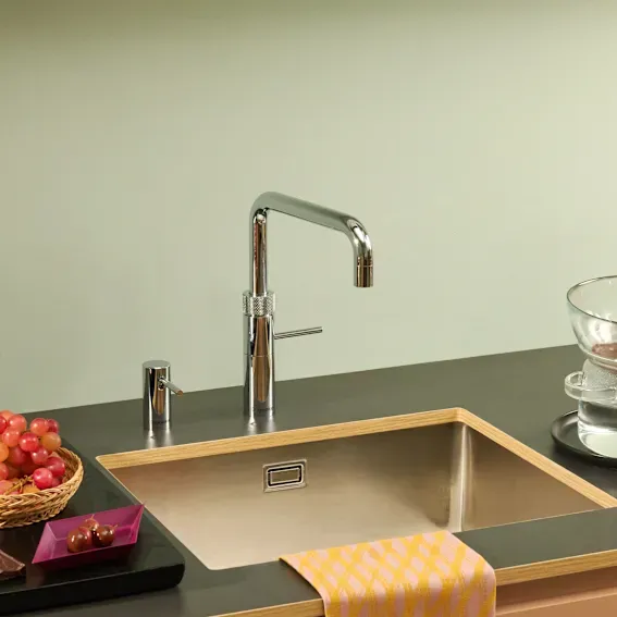 Quooker Fusion Square Chrome Tap with Combi Boiling Water Tank with Cube