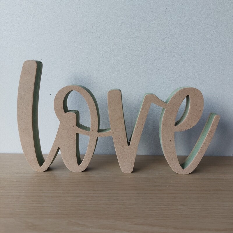 Freestanding Word love 18mm