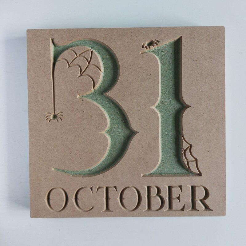 31 October plaque 18mm