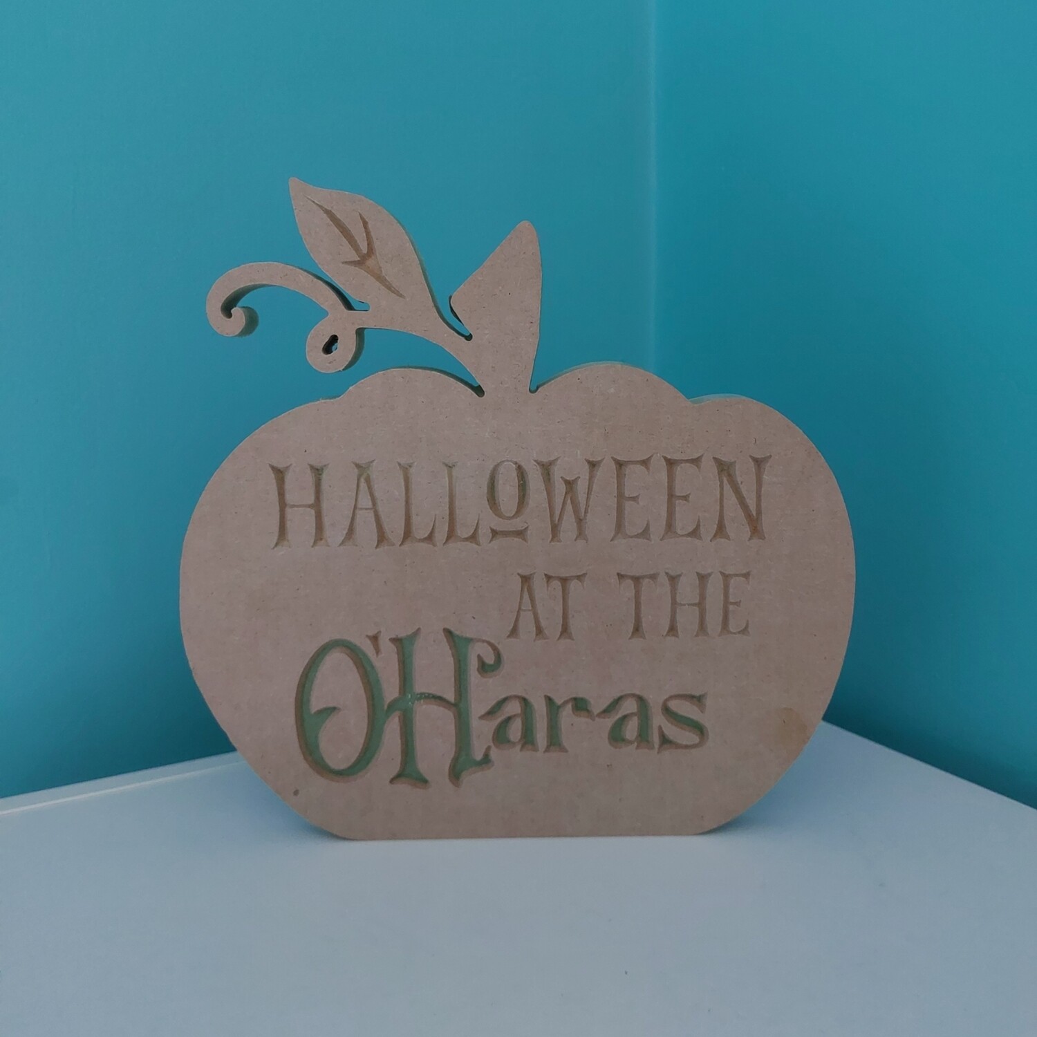 Pumpkin w/leaf Carved 18mm