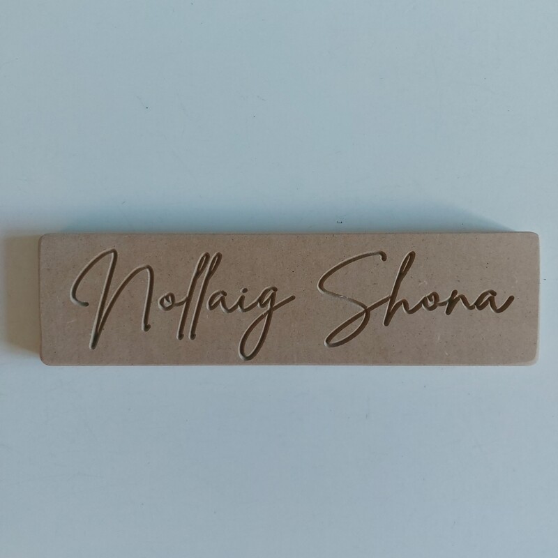 Nollaig Shona 18mm