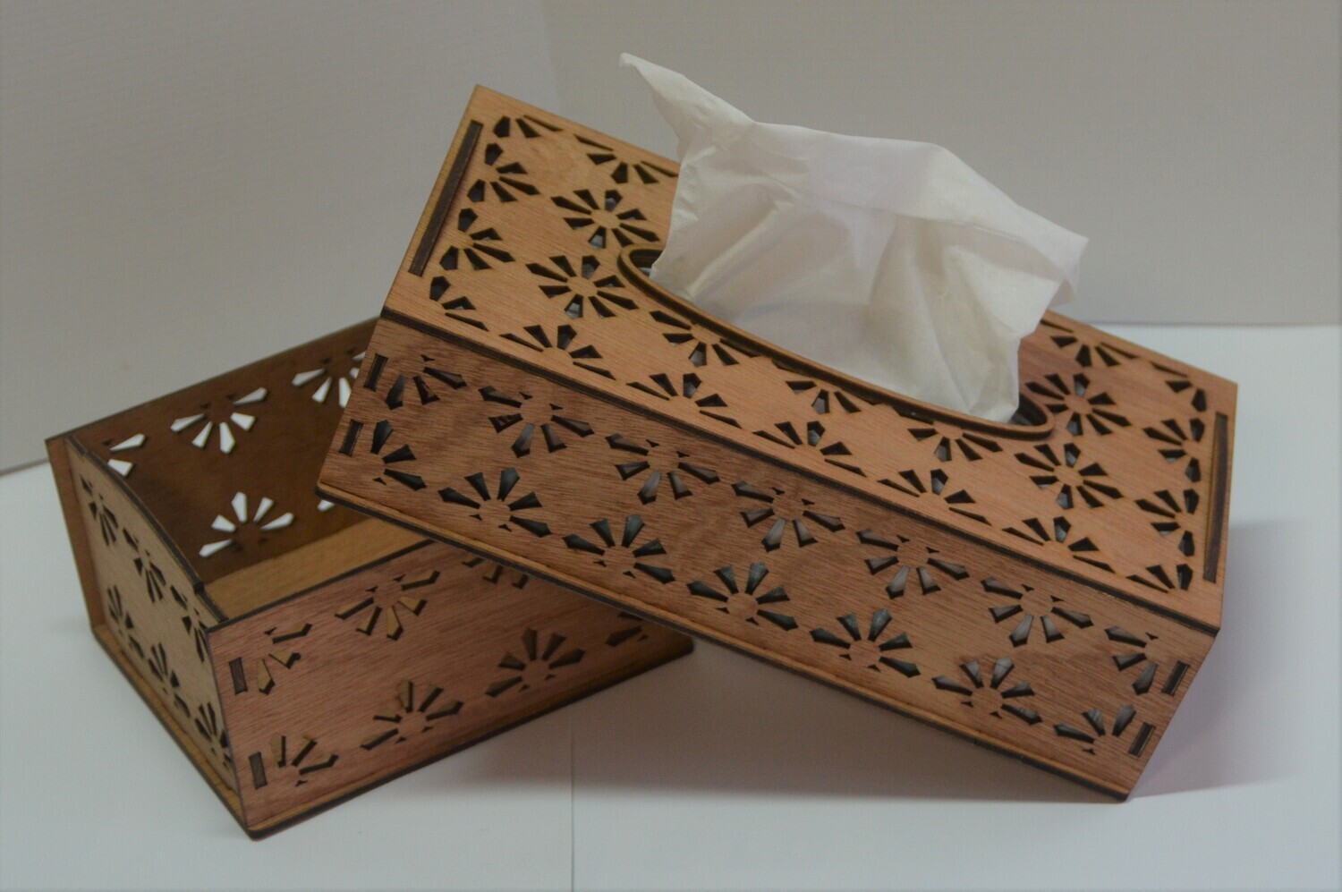 Tissue box