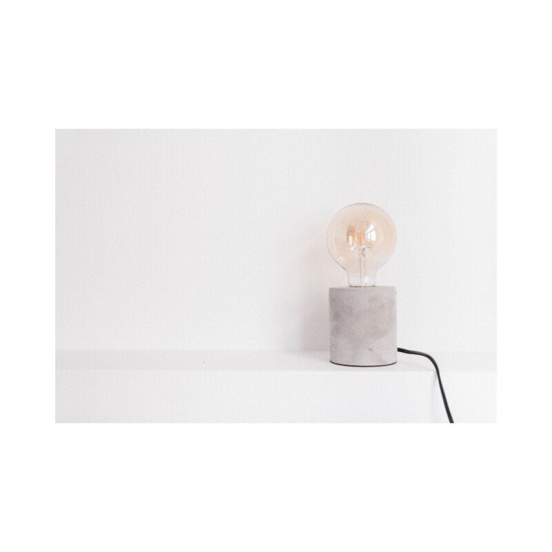Funktionale Tischlampe