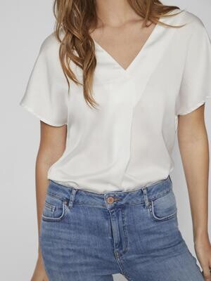 VIELLETTE V-NECK S/S SATIN TOP - NOOS Snow White