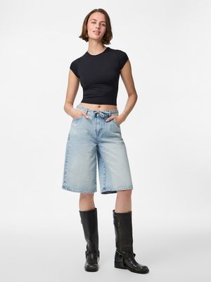 PCSELMA MW WIDE DENIM SHORTS Light Blue Denim