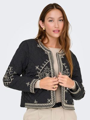 JDYBILLIE L/S QUILTED EMB SHACKET WVN Black-SANDSHELL EMBROIDERY
