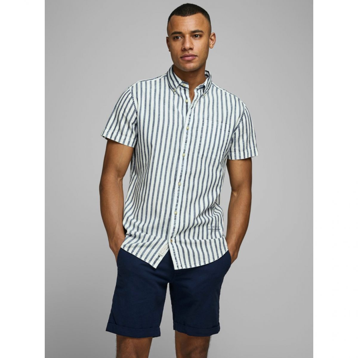 JPRBLUJAXON SHIRT S/S ONE POCKET Whisper White/SLIM F