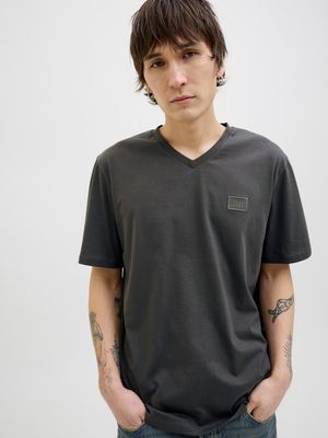 JCOREACH TEE SS V-NECK WEH24 SMU Asphalt