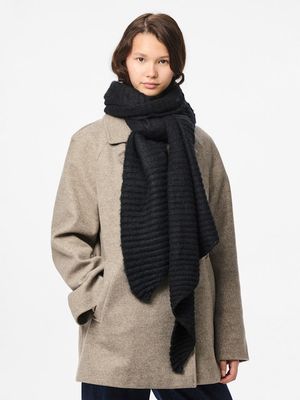 PCPYRON STRUCTURED LONG SCARF NOOS BC Black