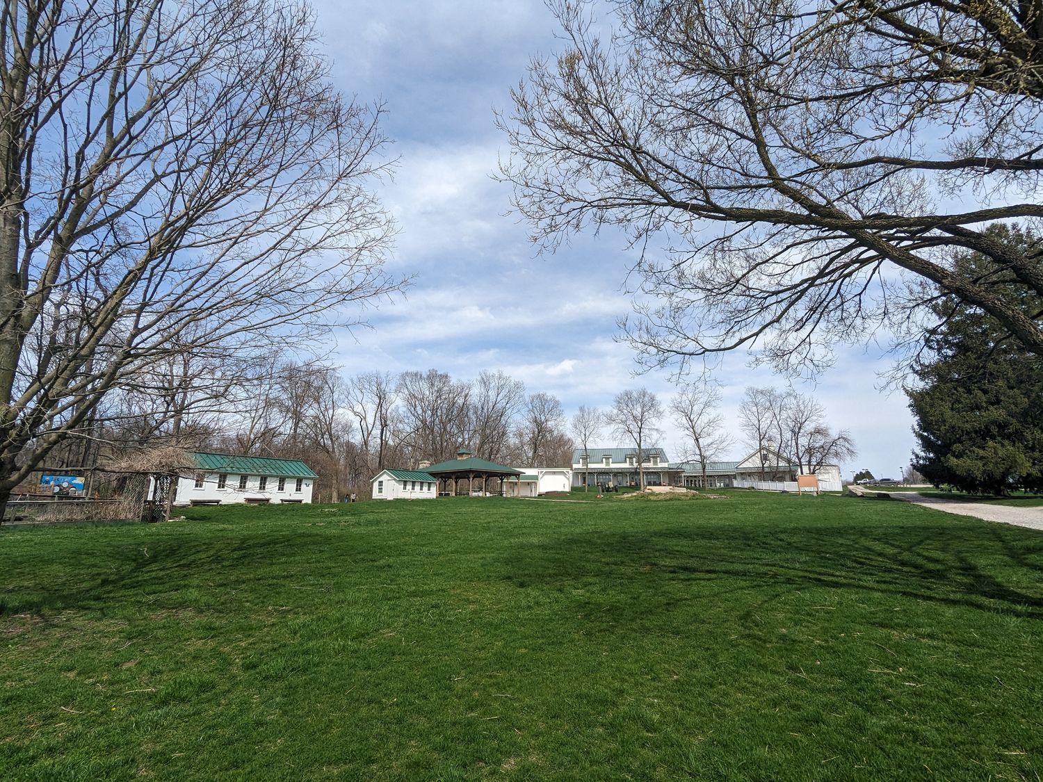 Birding the Farm Walk: March 4, Tuesday, 2:30 p.m. - 4:00 p.m. @ Aullwood Farm, 9101 Frederick Pk, Dayton Ohio 45414